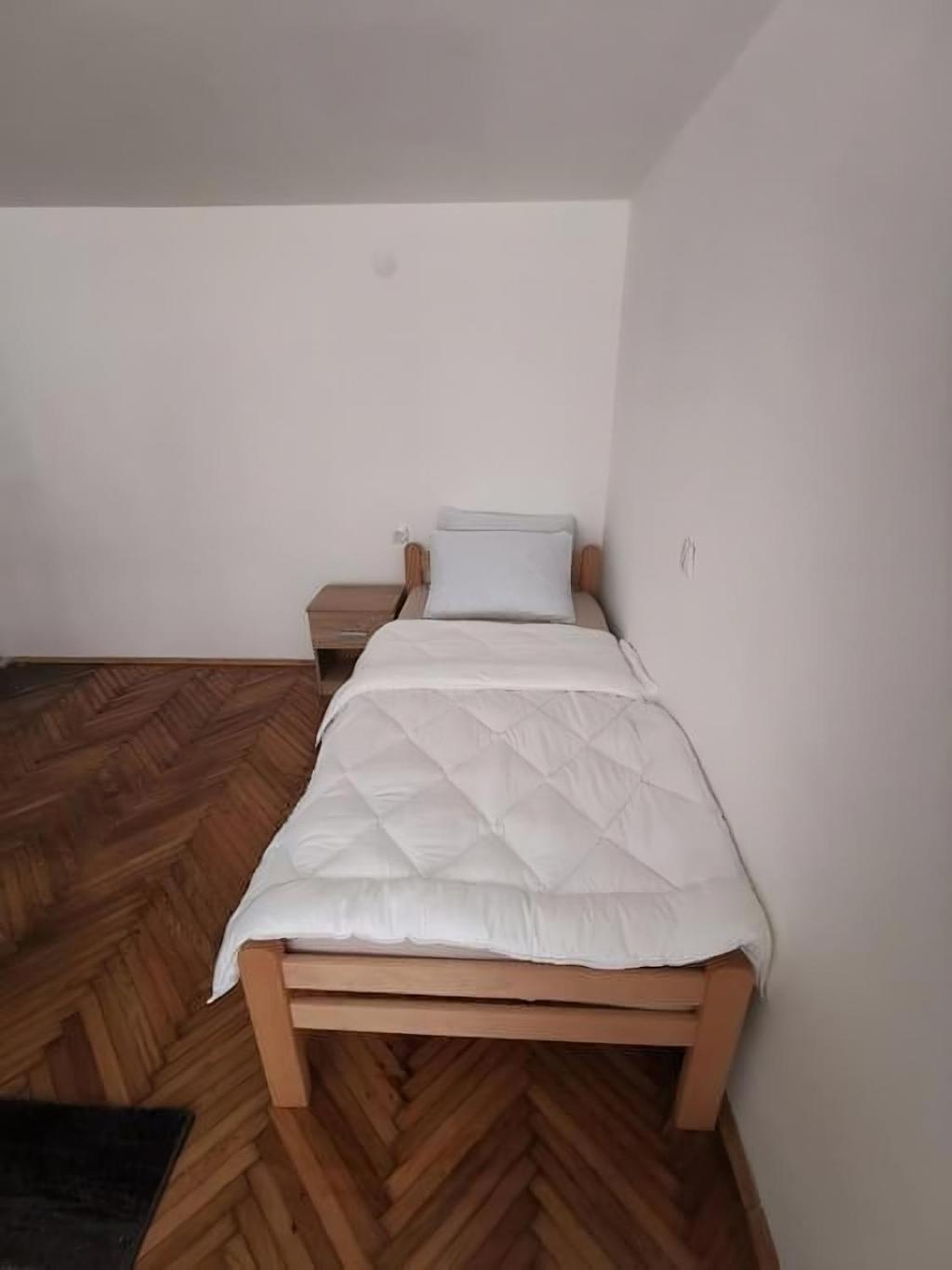 Nov Apartman U Mirnoj Ulici U Centru Beograda Exterior photo